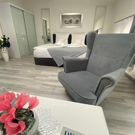 Rezydencja Mysliwska - Apartamenty Koszalin Ngoại thất bức ảnh