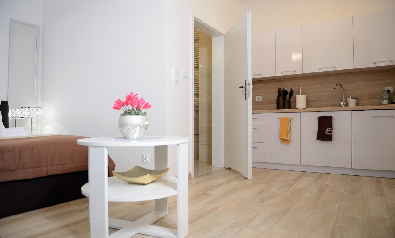 Rezydencja Mysliwska - Apartamenty Koszalin Ngoại thất bức ảnh