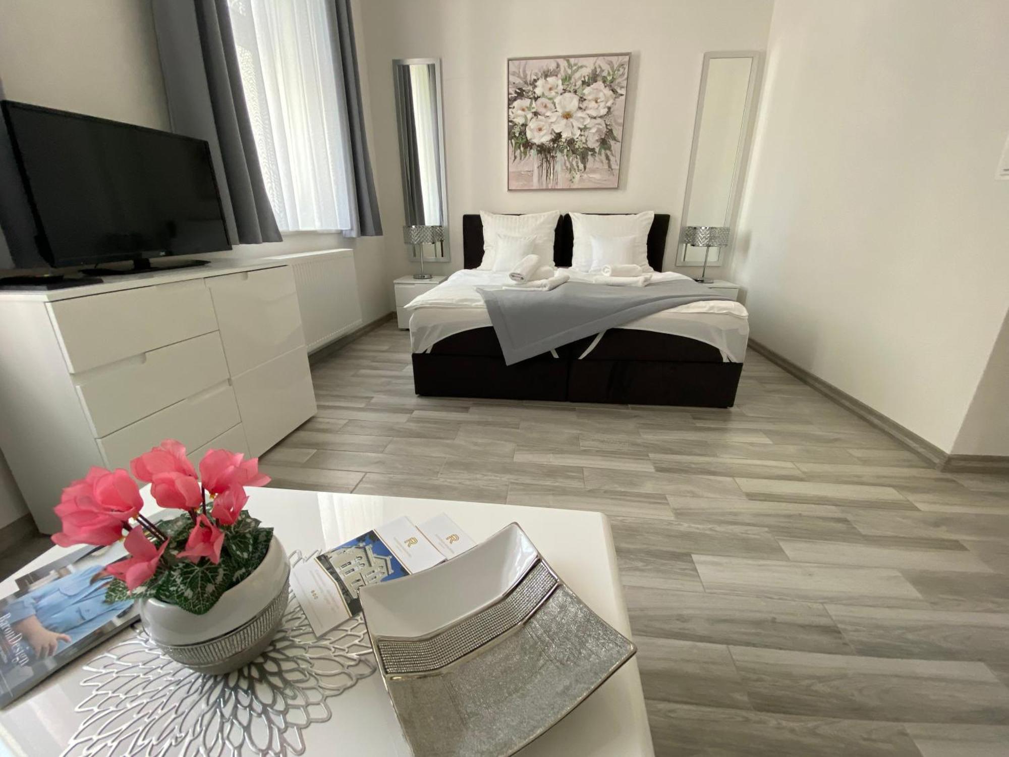 Rezydencja Mysliwska - Apartamenty Koszalin Ngoại thất bức ảnh
