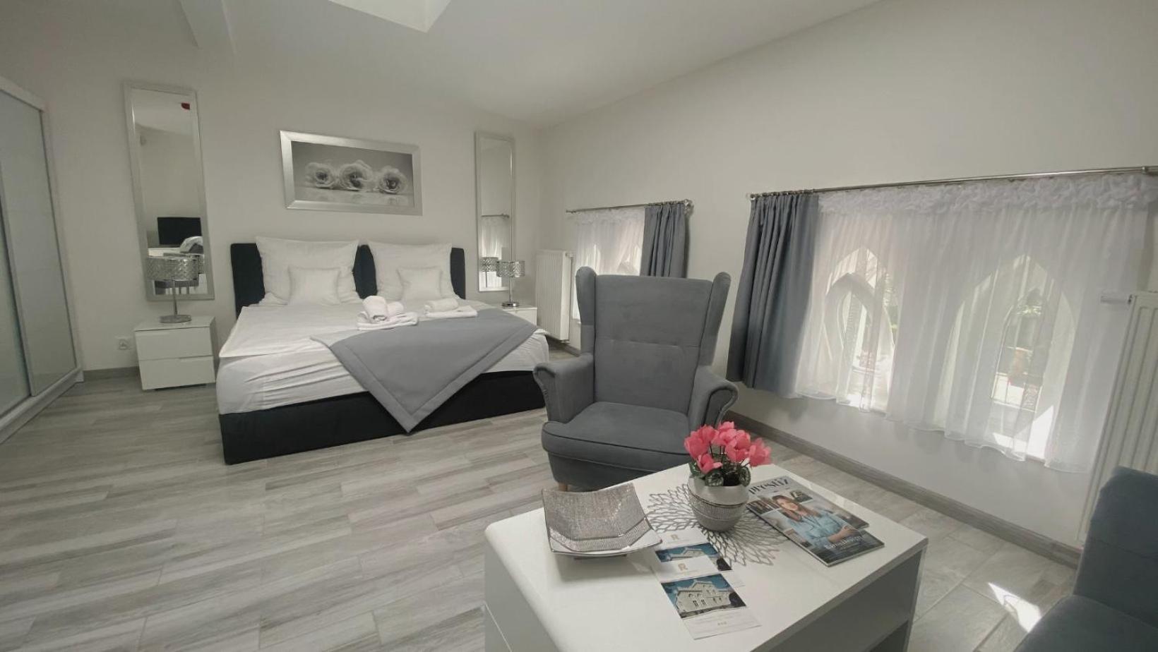 Rezydencja Mysliwska - Apartamenty Koszalin Ngoại thất bức ảnh