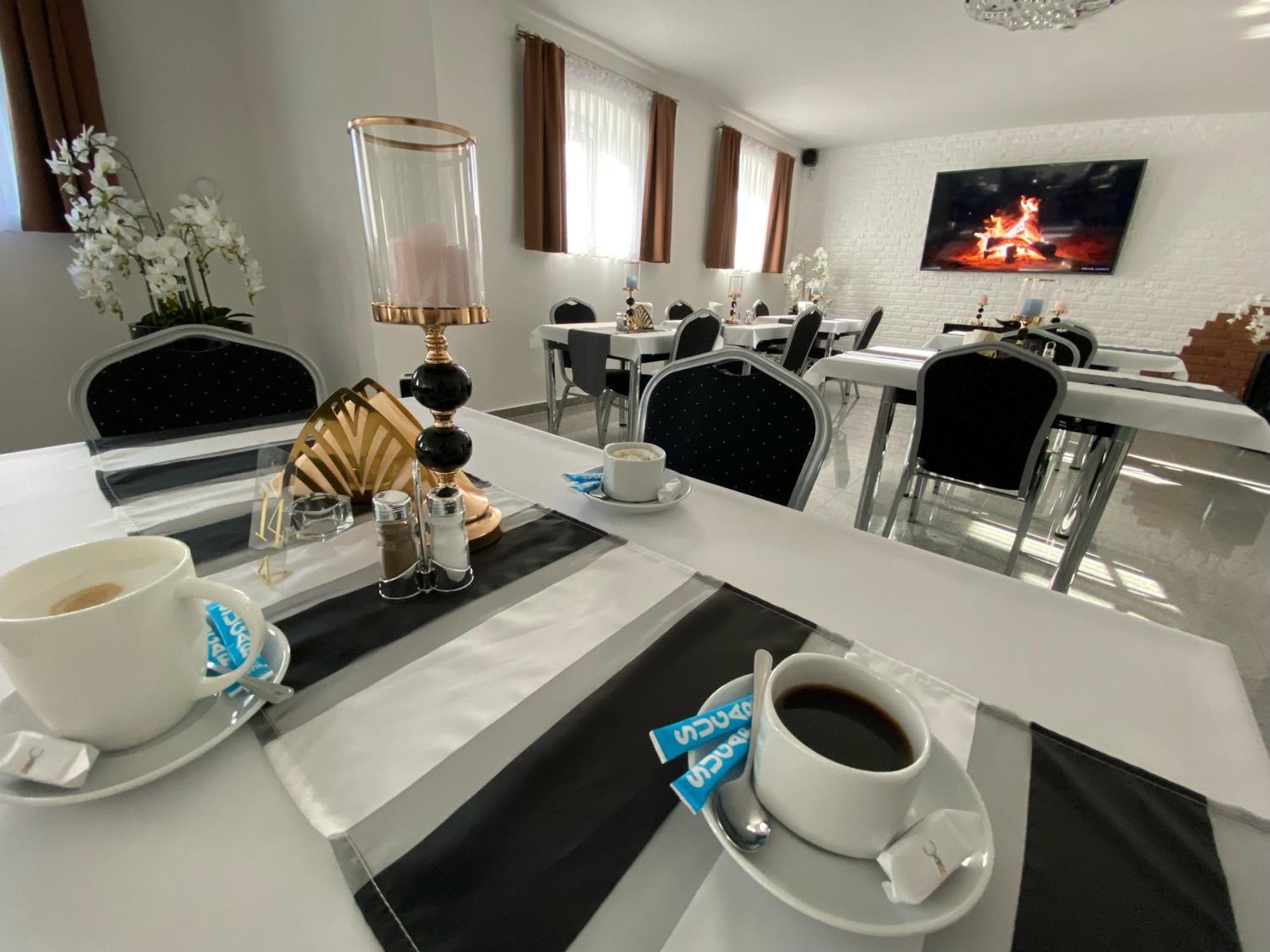 Rezydencja Mysliwska - Apartamenty Koszalin Ngoại thất bức ảnh